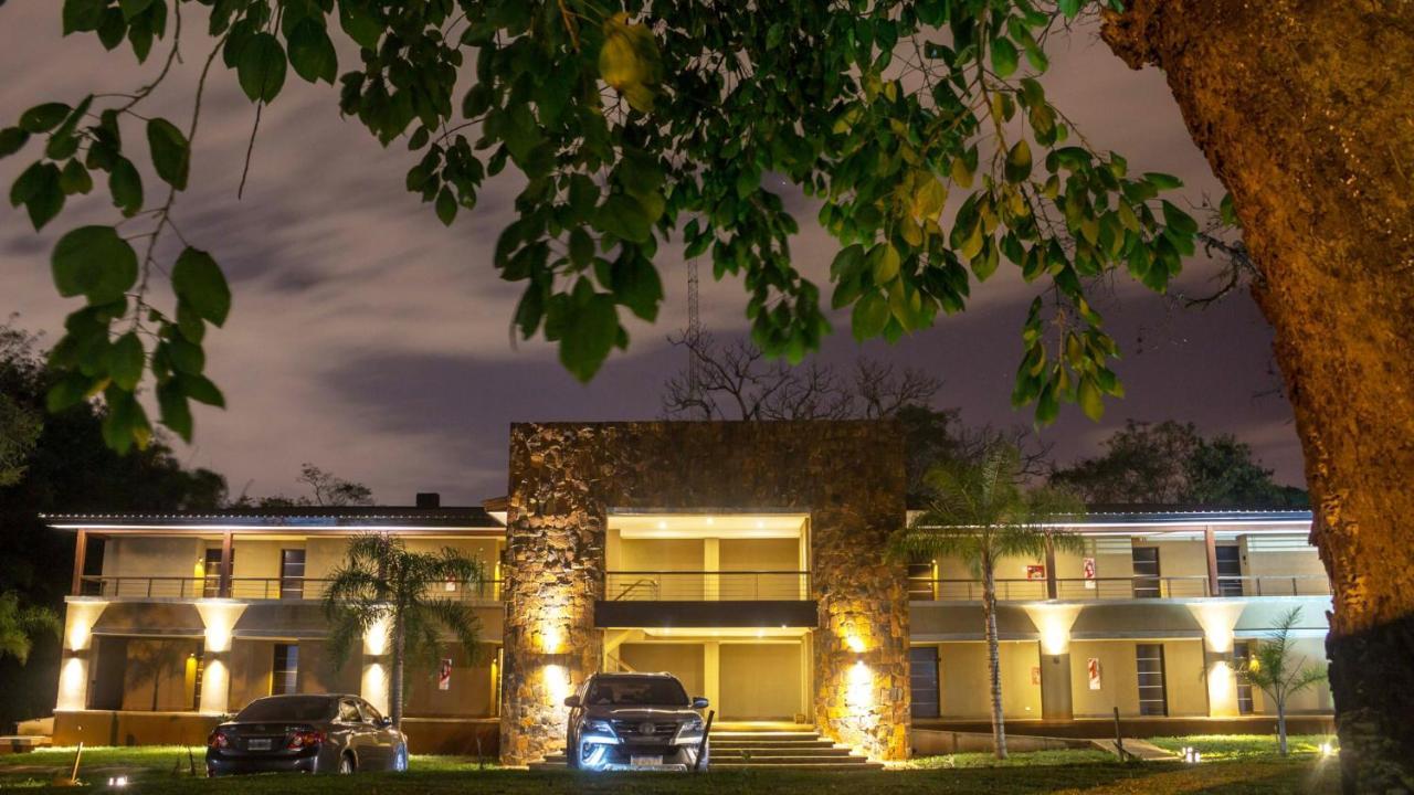 Pirayu Hotel & Resort 푸에르토이과수 외부 사진