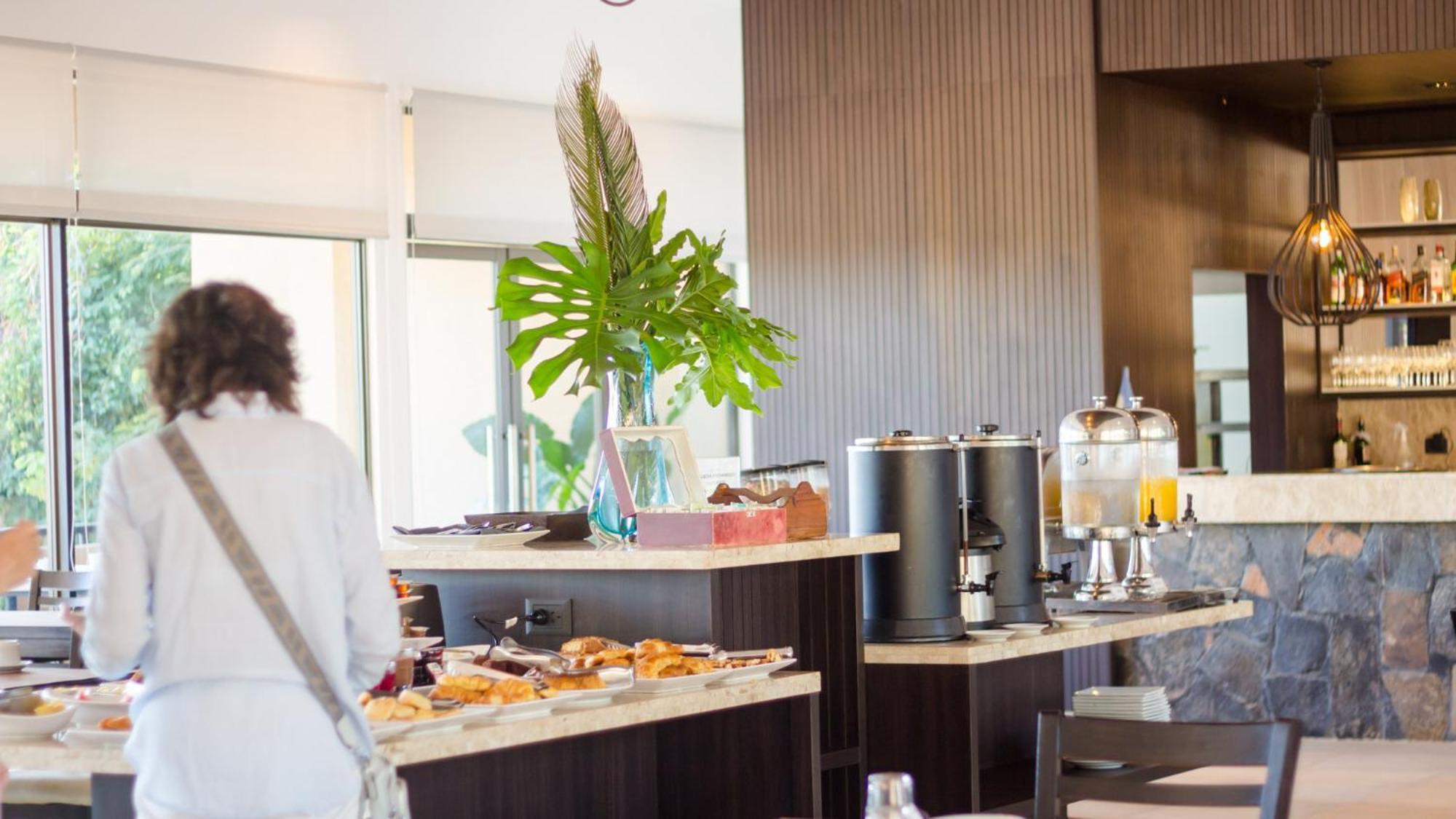 Pirayu Hotel & Resort 푸에르토이과수 외부 사진