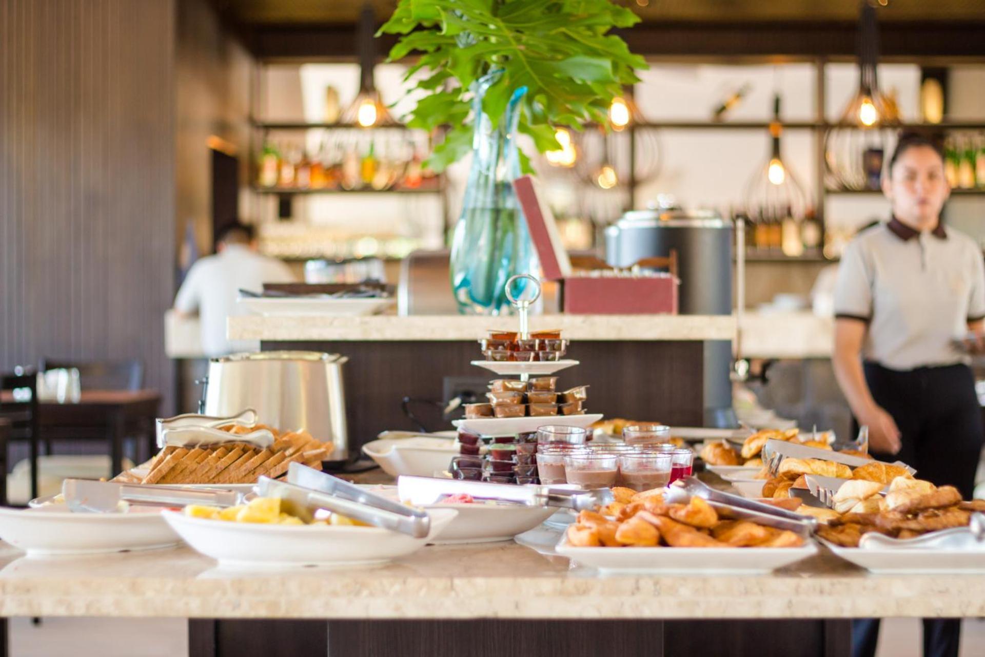 Pirayu Hotel & Resort 푸에르토이과수 외부 사진