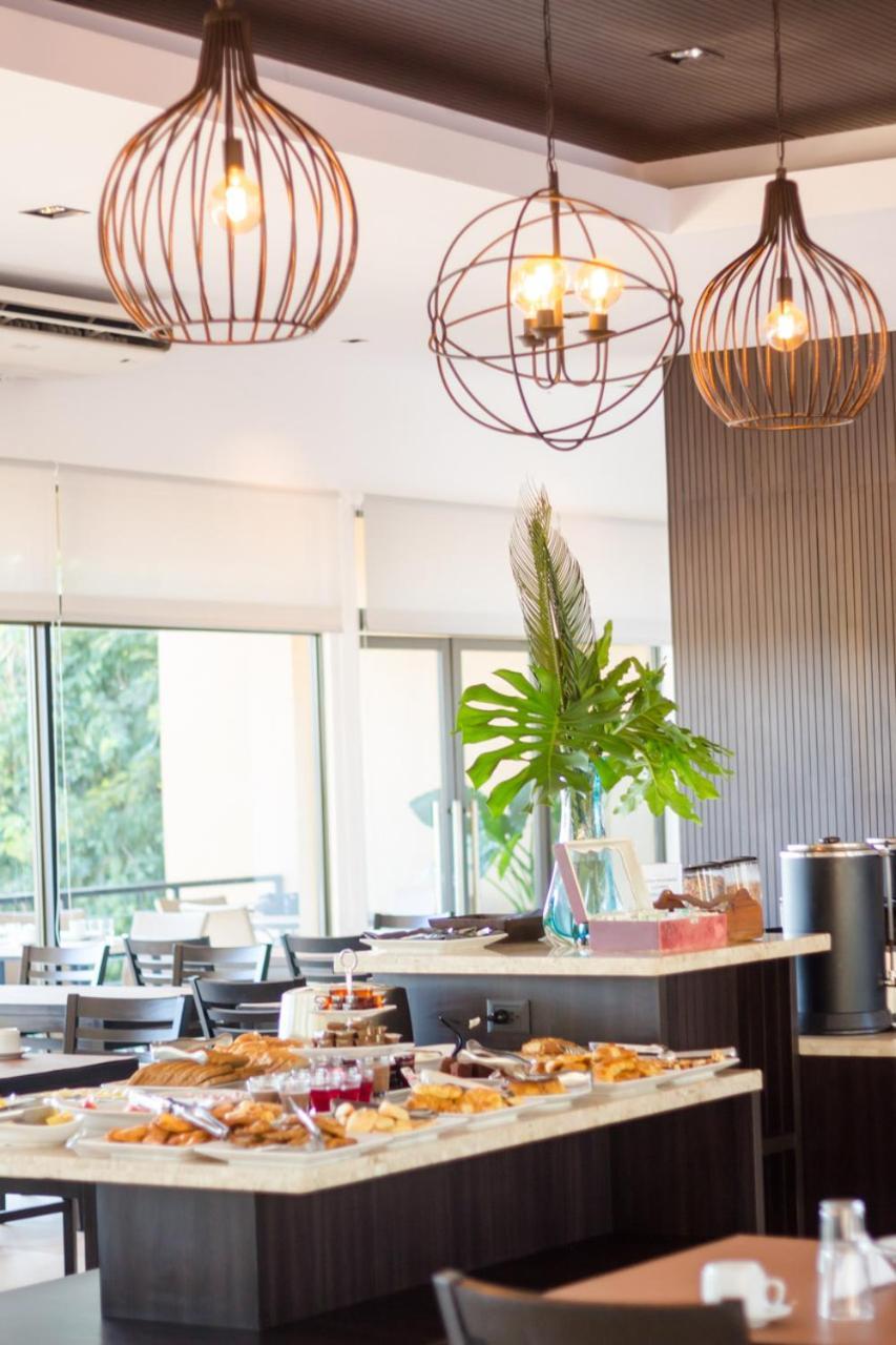 Pirayu Hotel & Resort 푸에르토이과수 외부 사진